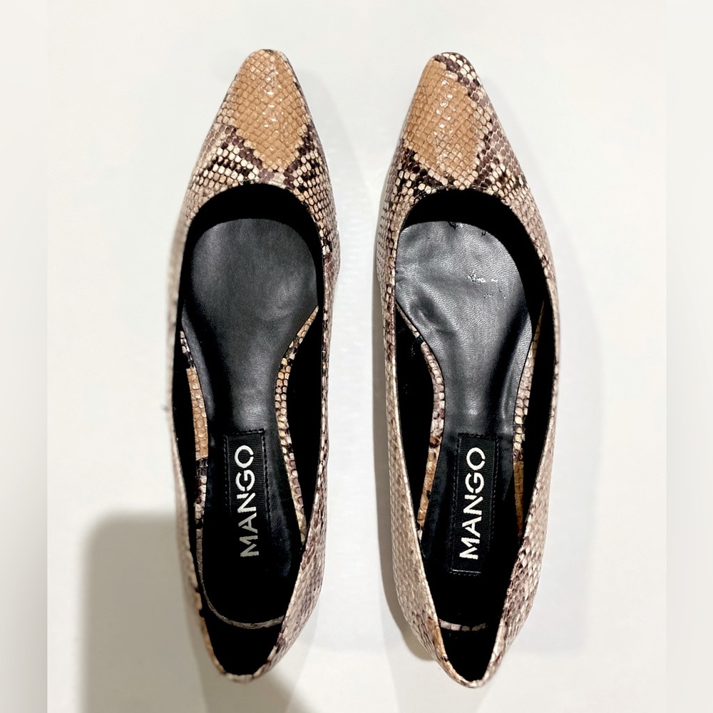 Mango Pointed Toe Snake Print Flats 38 US 7 1/2